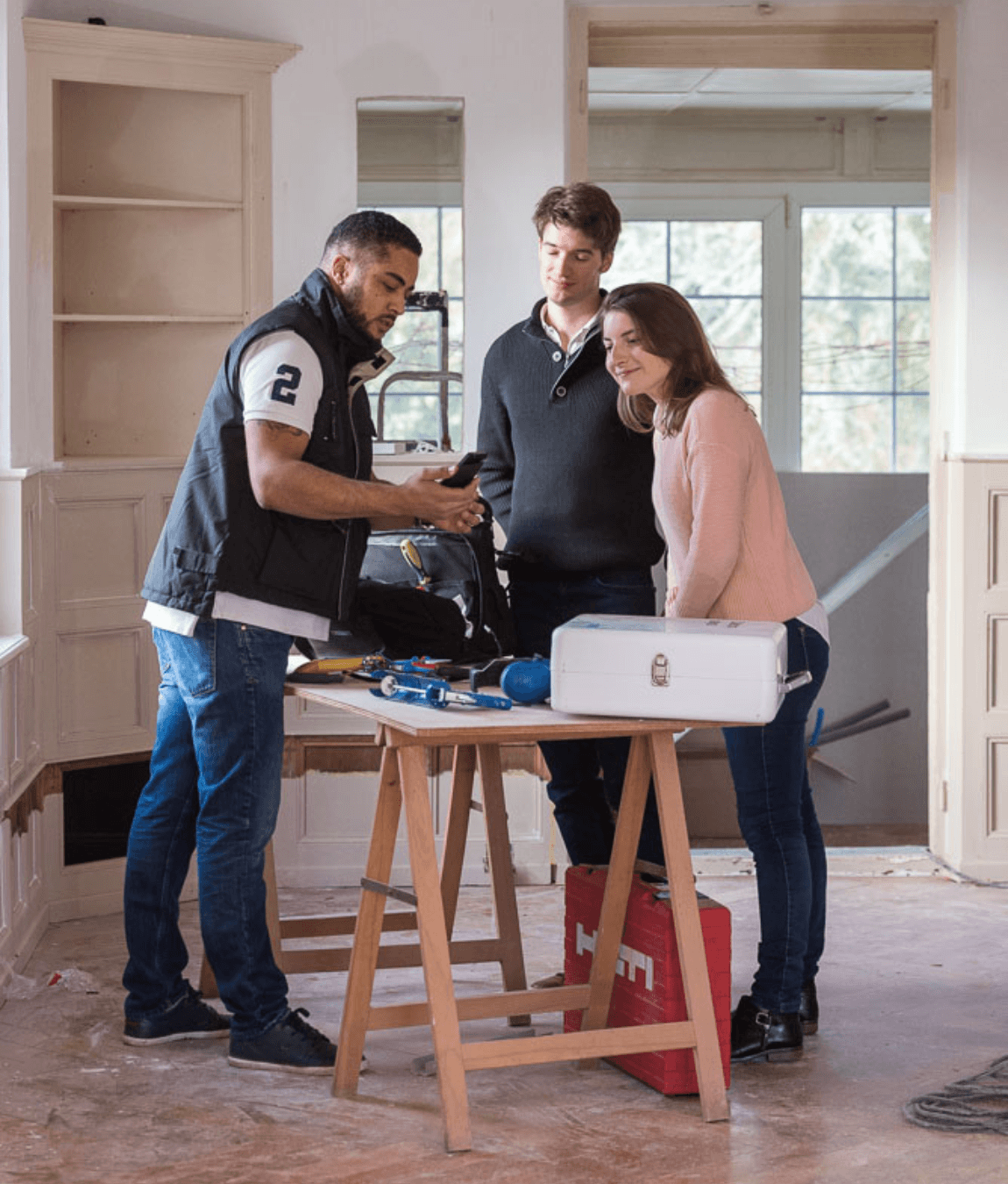 Électricien en intervention à Nice